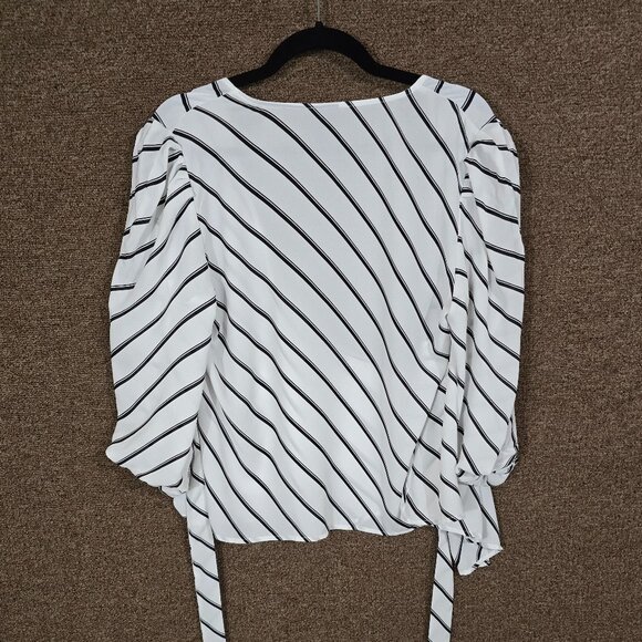 Worthington Stripped Wrap Blouse PL White and Black- Pre-Owned - Picture 4 of 7